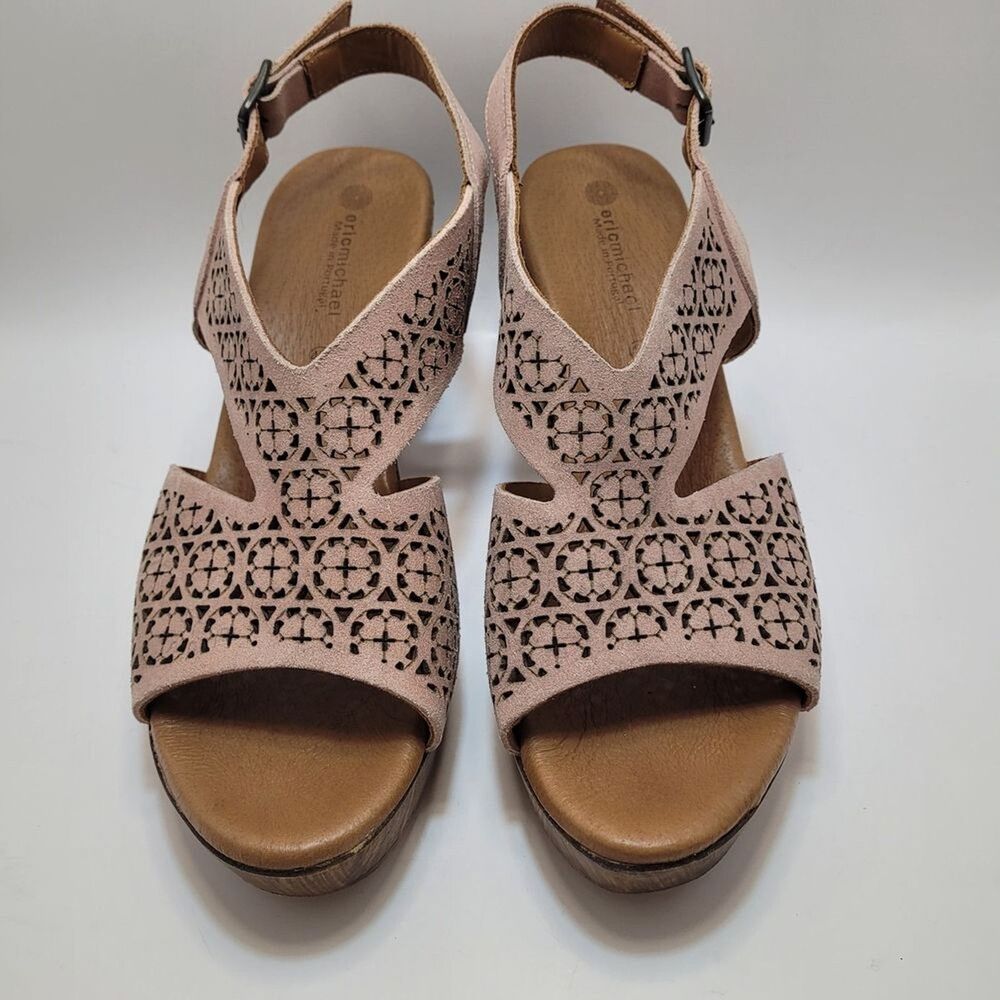 Eric Michael's Laser Cut Leather Upper Pink Heels. size 9.5